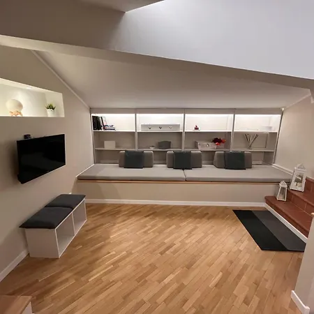 Poggio San Luca 4* Μπολόνια