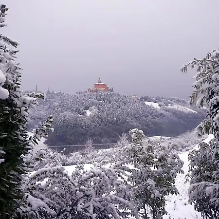 Poggio San Luca 4*